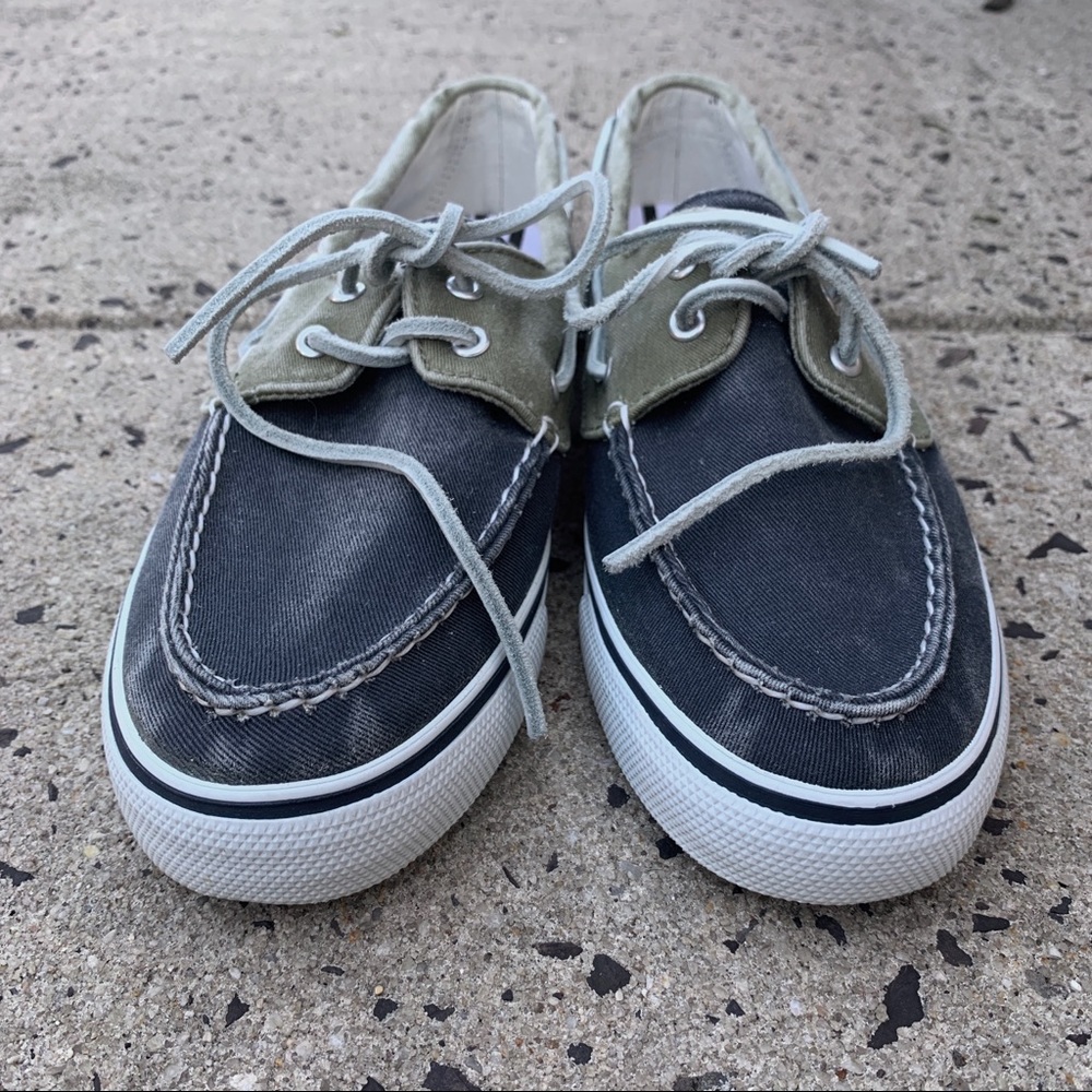 NWOT woman Sperry boat shoes